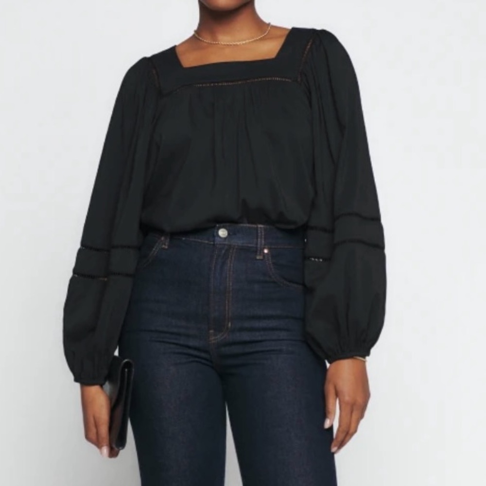 Suzanne Top in Black